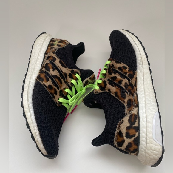 Adidas Ultraboost DNA Animal Pack - Leopard 7.5 US Women/5.5 US Men Funky Print - Picture 5 of 13